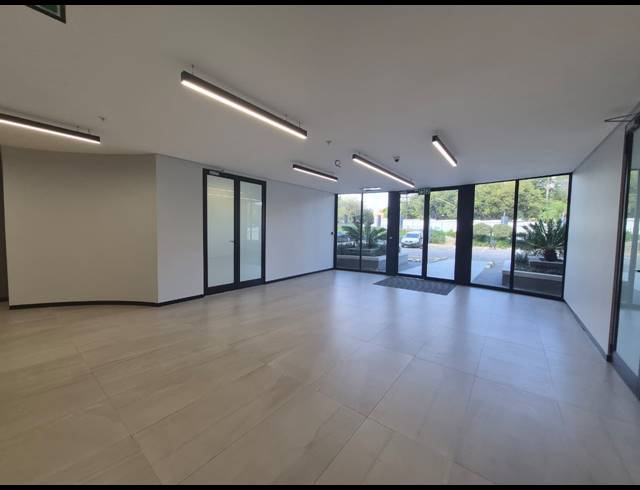 1,679M² OFFICE TO LET IN SANDTON CENTRAL